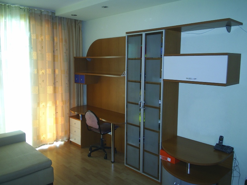 �������